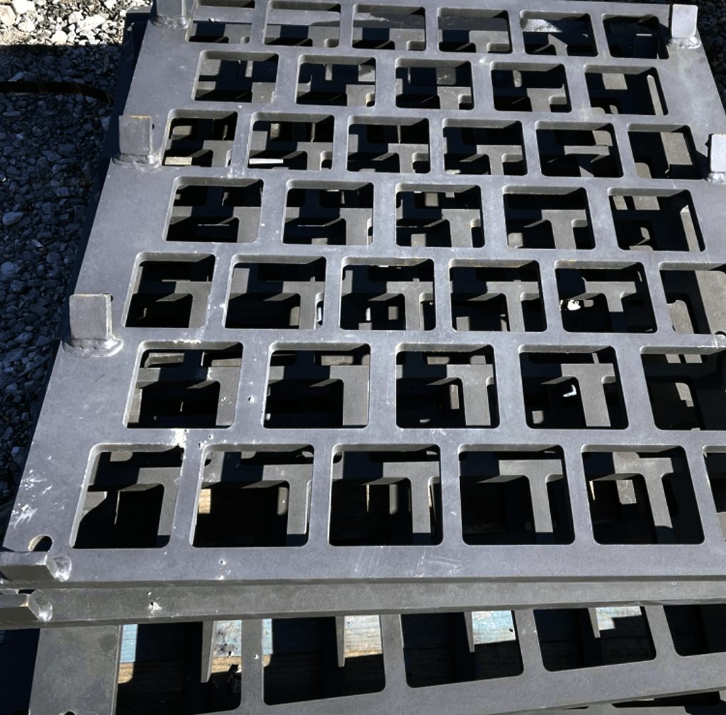 Coal Refuse Discharge Screens
