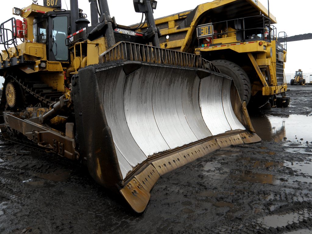 Dozer Blade with CW 600
